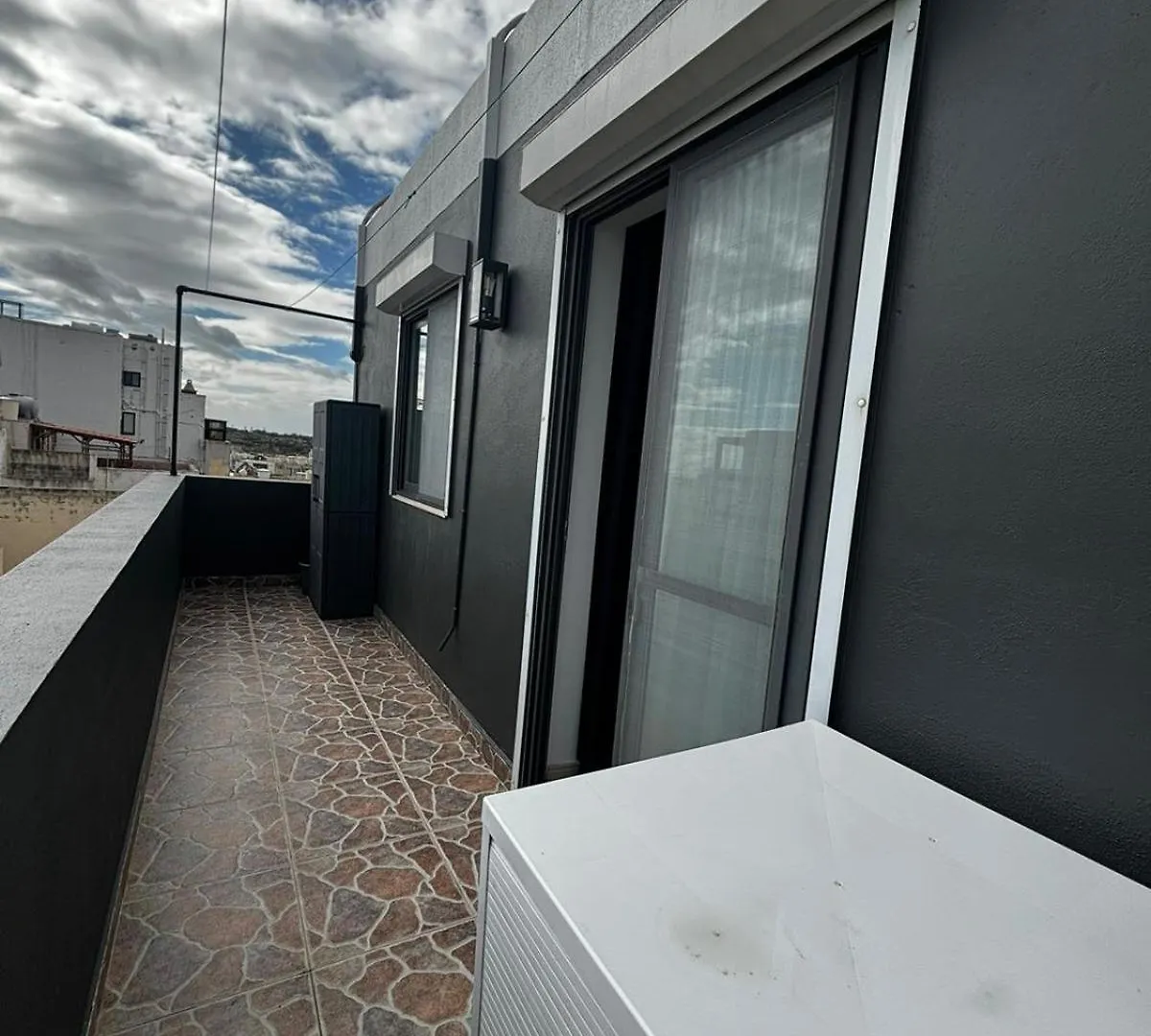 Trendy Seaside Escape 2 Bedroom Penthouse 马尔萨斯卡拉 公寓
