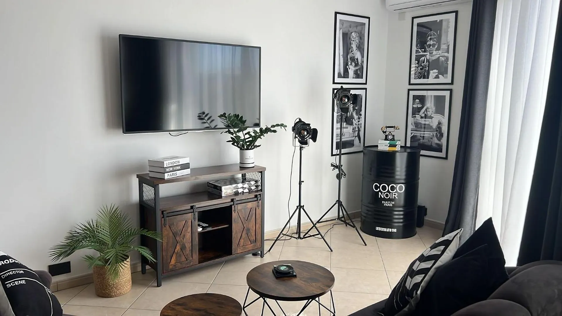 Trendy Seaside Escape 2 Bedroom Penthouse 马尔萨斯卡拉 公寓